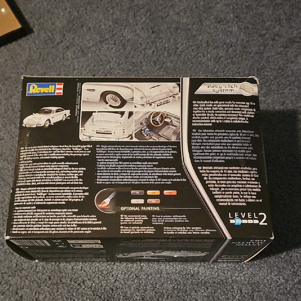 Aston Martin DB5 James Bond 1:24 #14554 - Picture 4 of 6